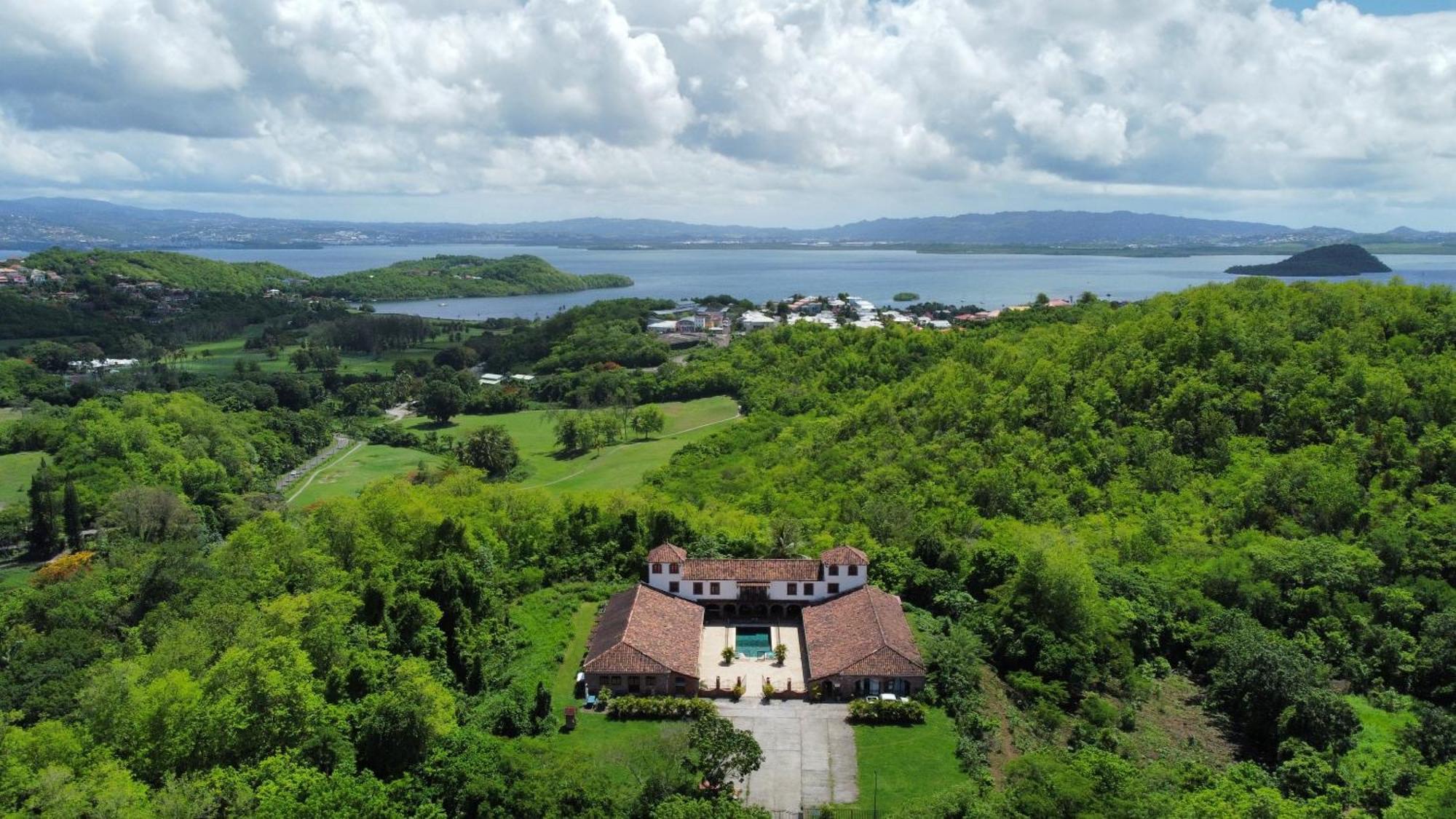 Domaine du Château Les Trois-Ilets Extérieur photo